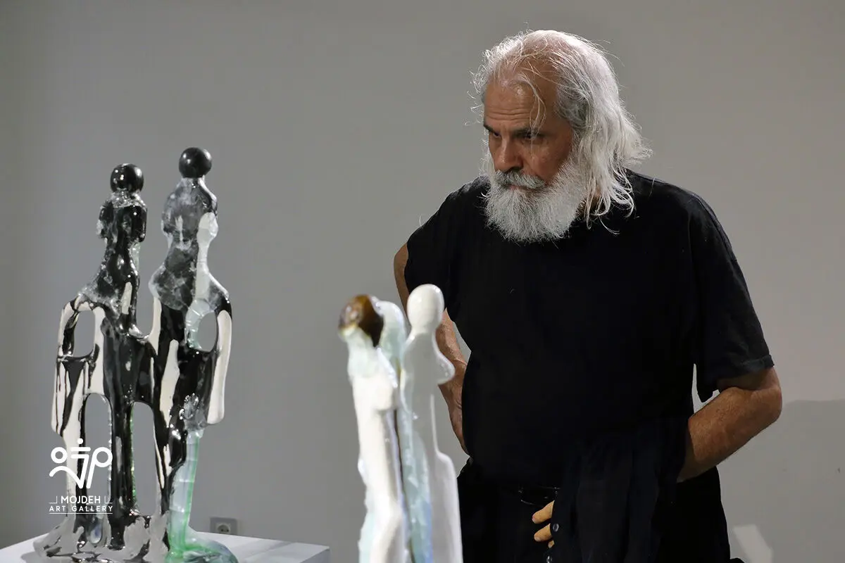 سهراب هادی در نمایشگاه تبلور خاک / Fatemeh Asadi Zahraei’s Sculpture Exhibition Titled Crystallization of The Soil
