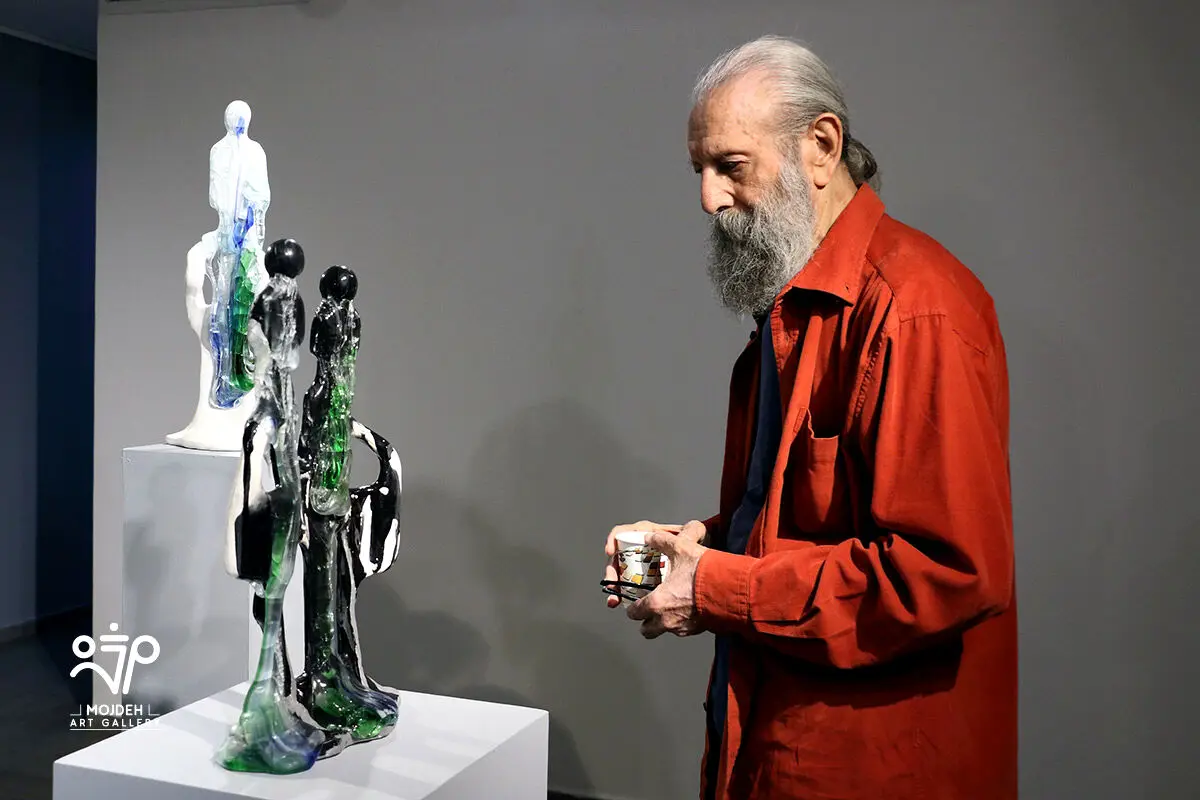 عباس مشهدی زاده در نمایشگاه تبلور خاک / Fatemeh Asadi Zahraei’s Sculpture Exhibition Titled Crystallization of The Soil